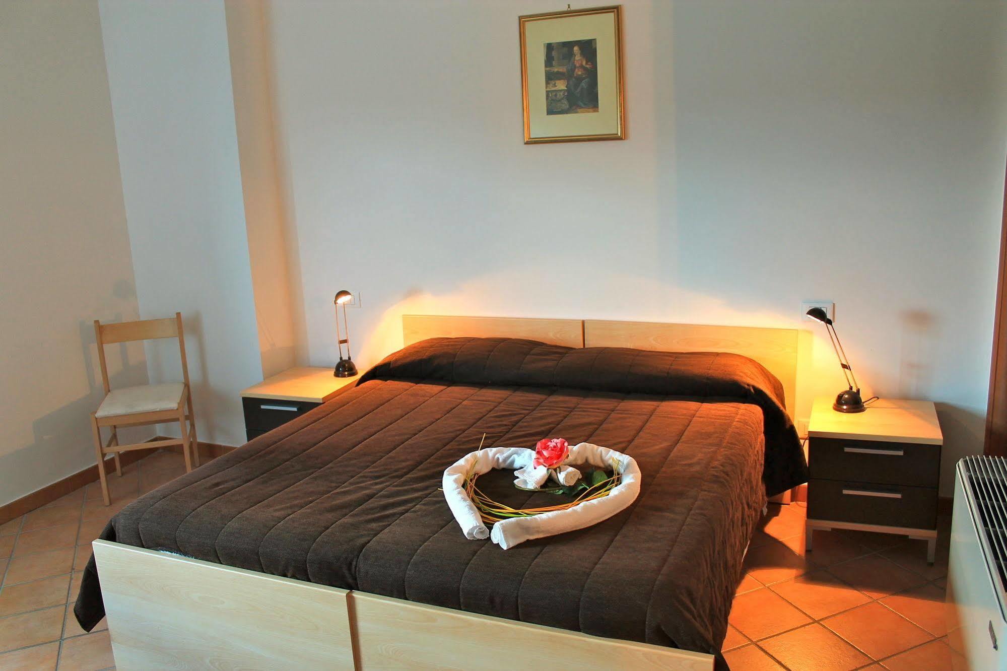 Residence Sol Levante Frascati Eksteriør bilde